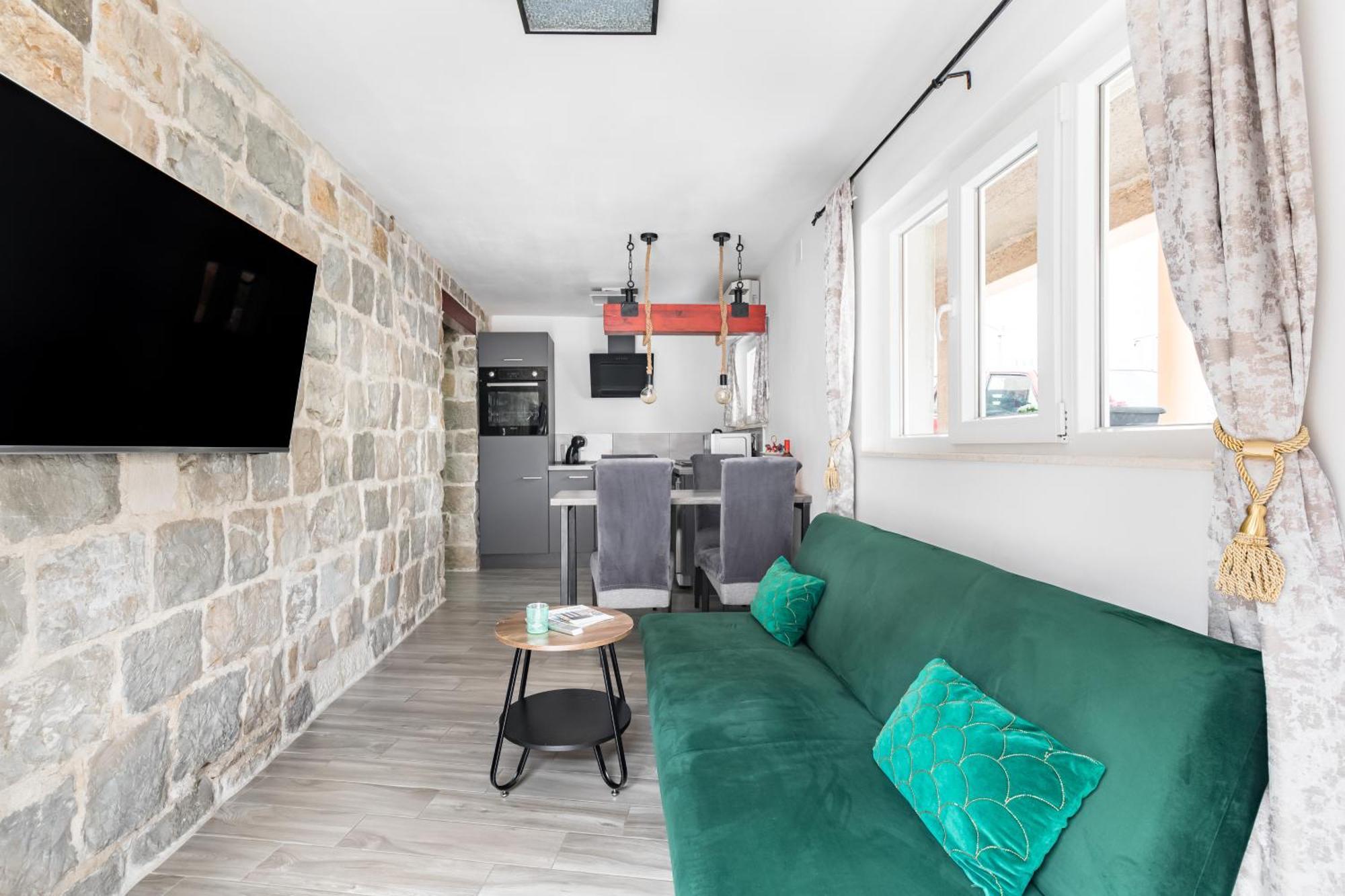 Heritage Apartman Geza In Centar With Private Parking Kaštela Exterior foto