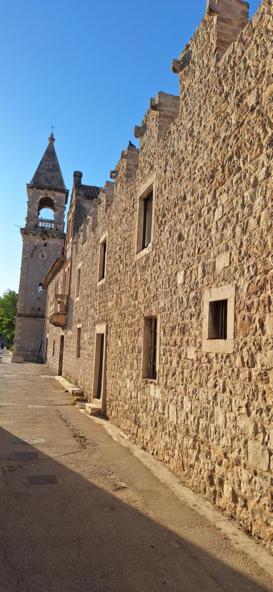 Heritage Apartman Geza In Centar With Private Parking Kaštela Exterior foto